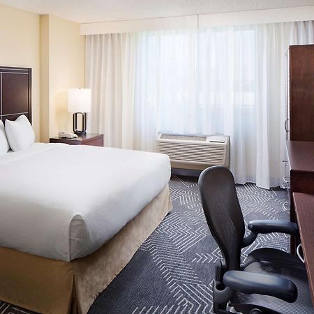 Doubletree By Hilton Los Angeles/Комърс Екстериор снимка