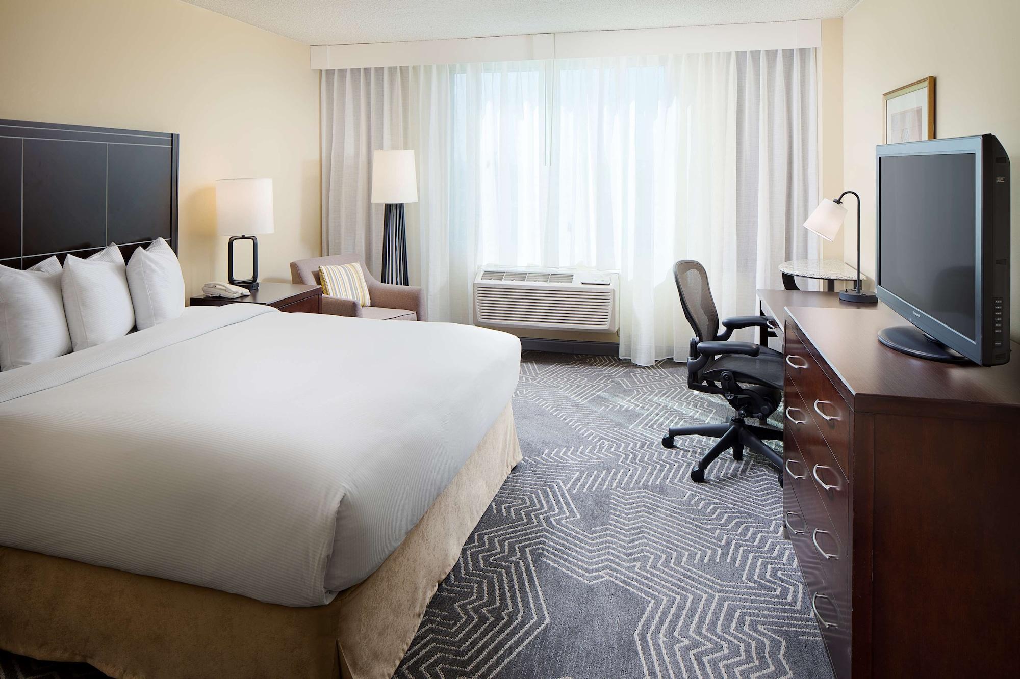 Doubletree By Hilton Los Angeles/Комърс Екстериор снимка