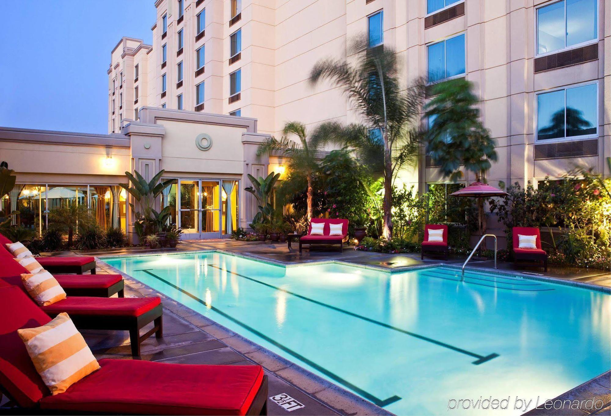 Doubletree By Hilton Los Angeles/Комърс Екстериор снимка