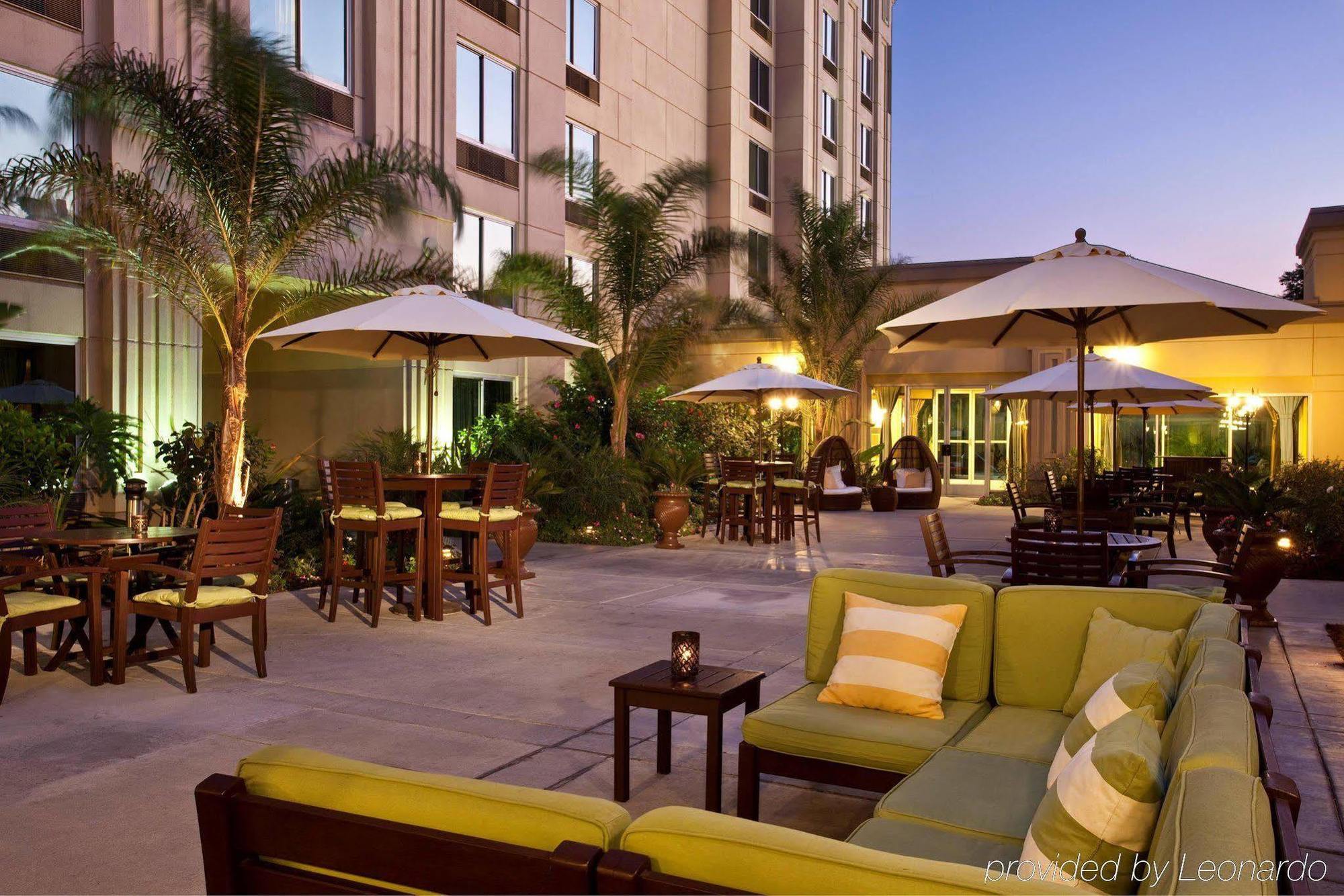Doubletree By Hilton Los Angeles/Комърс Екстериор снимка